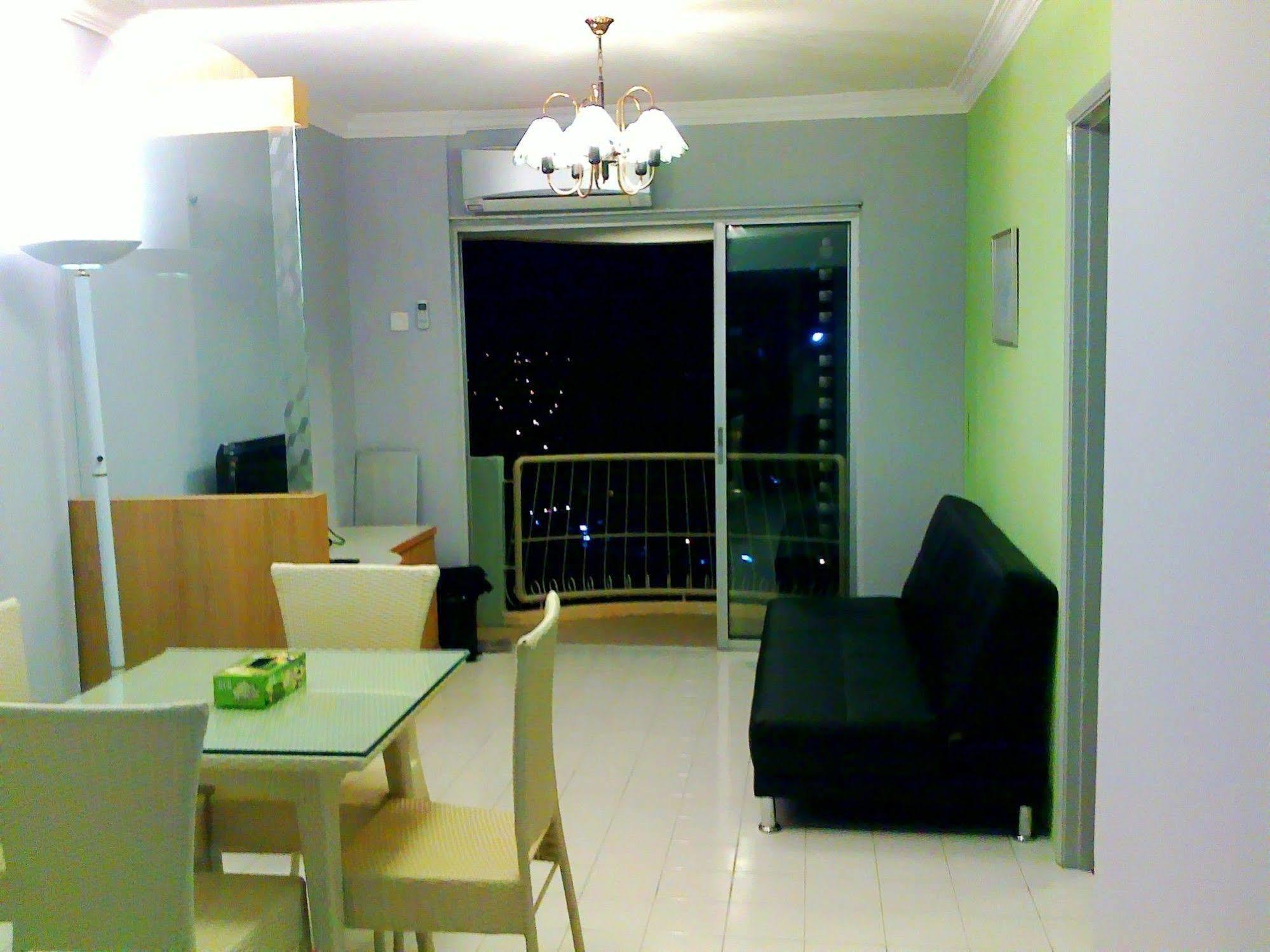 Malacca Hotel Apartment Exterior photo